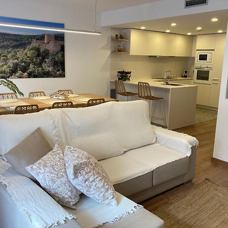 Apartamento Centrico, Climatizado Y Totalmente Equipado De 3 Habitaciones Para 6-7 Personas Санта-Кулома-да-Фарнес Екстер'єр фото