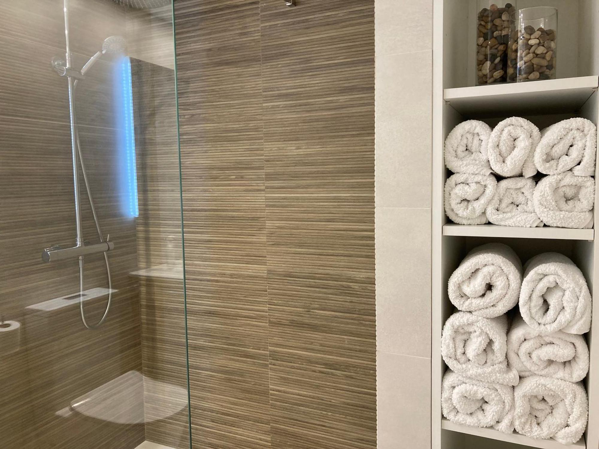 Apartamento Centrico, Climatizado Y Totalmente Equipado De 3 Habitaciones Para 6-7 Personas Санта-Кулома-да-Фарнес Екстер'єр фото