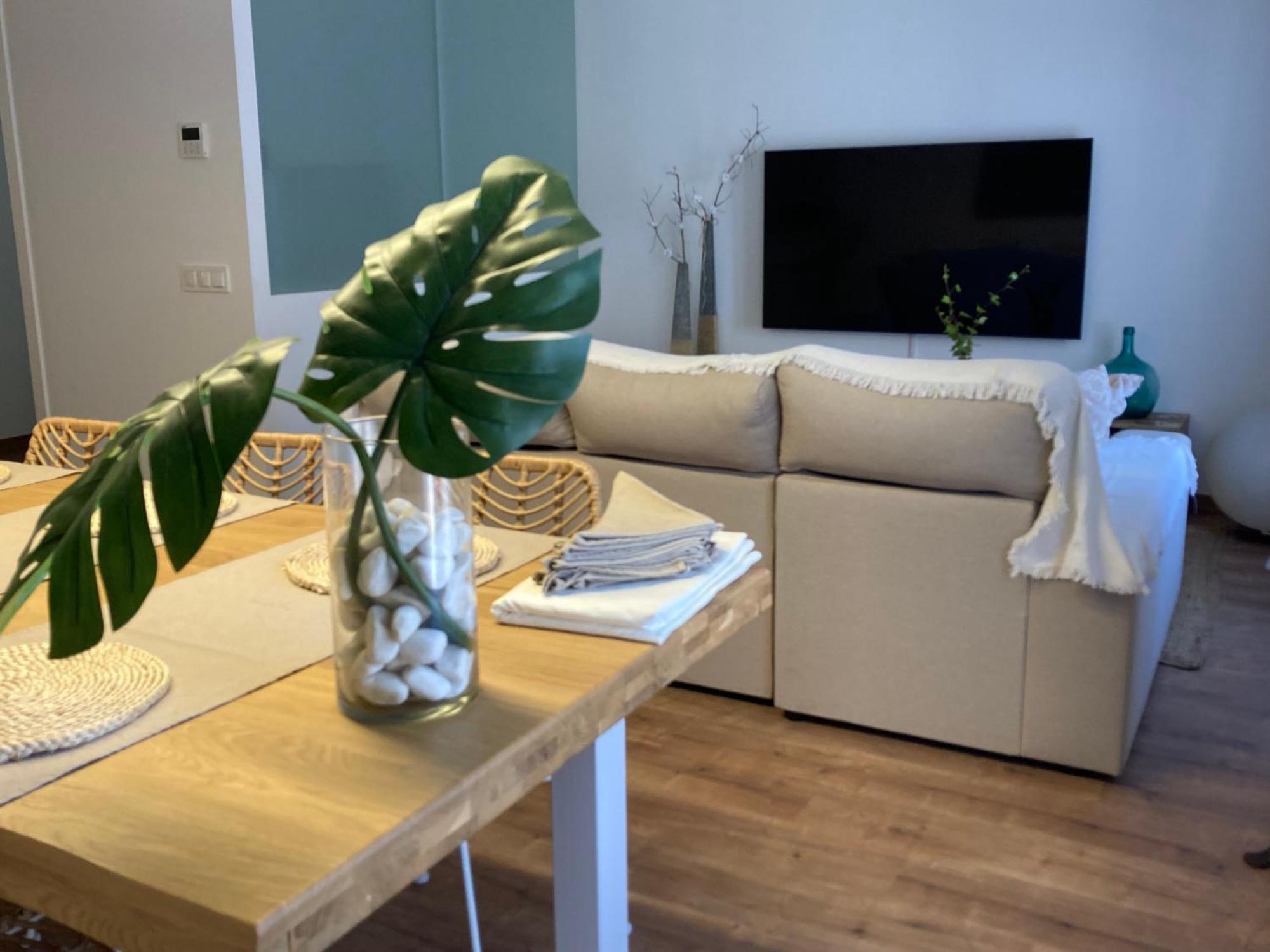 Apartamento Centrico, Climatizado Y Totalmente Equipado De 3 Habitaciones Para 6-7 Personas Санта-Кулома-да-Фарнес Екстер'єр фото